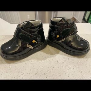 Minibel black patten leather,  flower details boots Brand new never worn